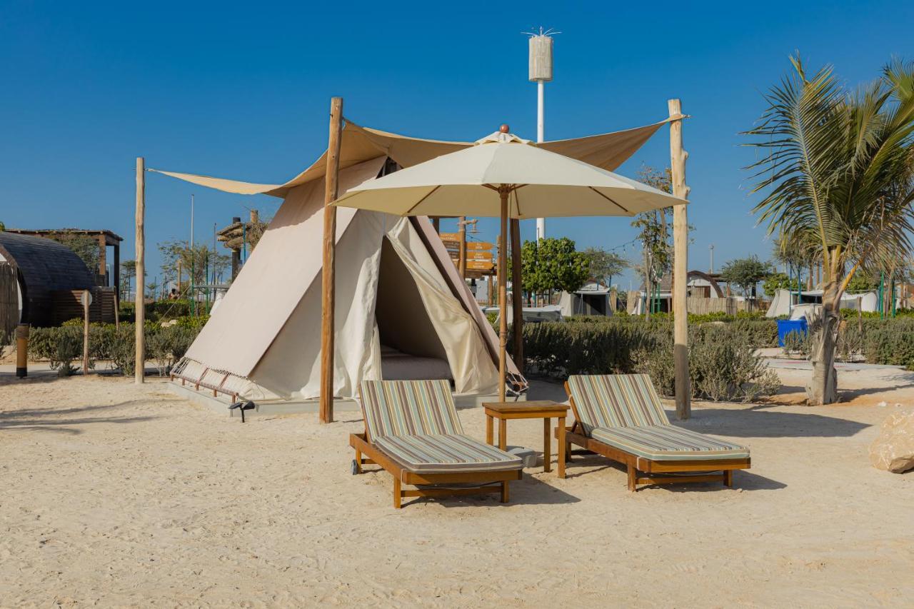 Готель Bab Al Nojoum Hudayriyat Camp Абу-Дабі Екстер'єр фото